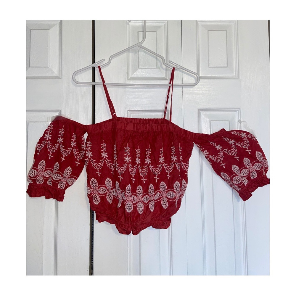 AE crop top